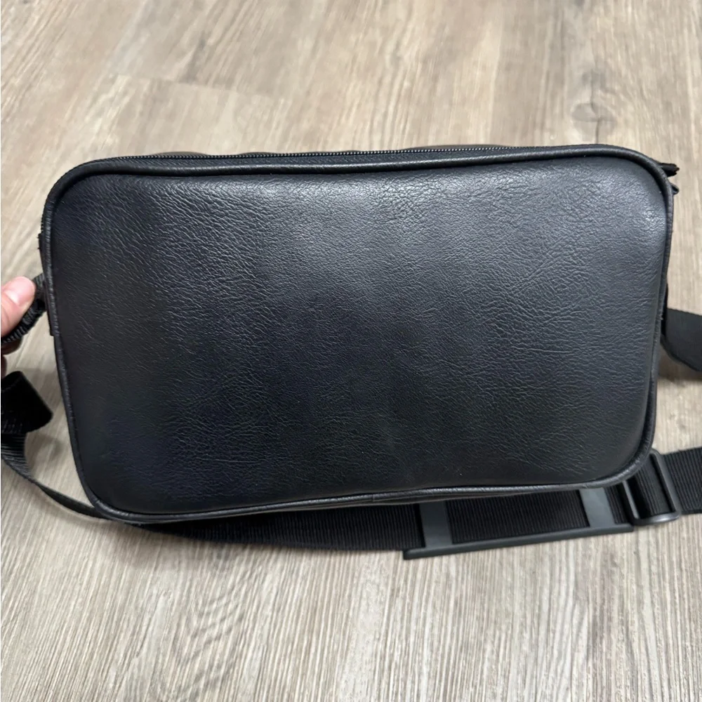 Sony Leather Camera/Camcorder Case